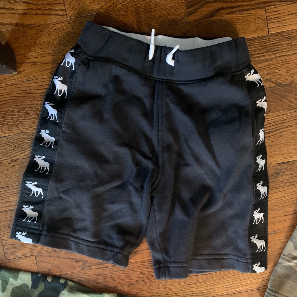 Abercrombie Kids Boys (Size 5-6Y) - Picture 4 of 7
